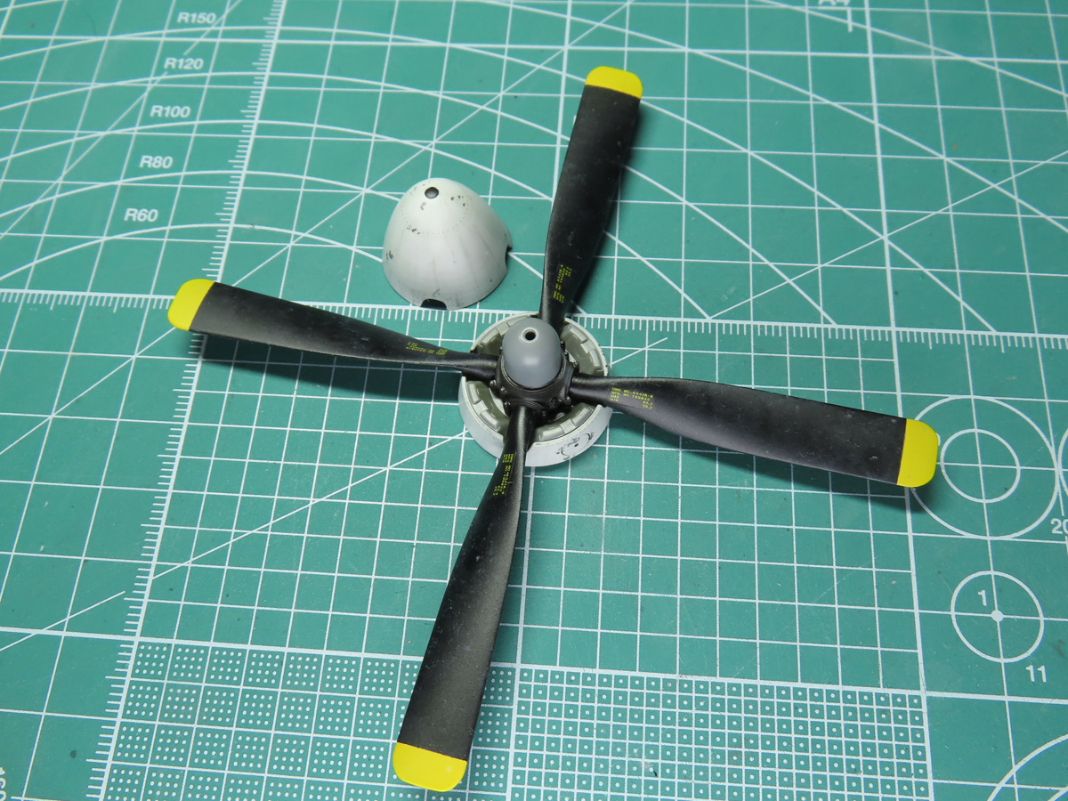 Assembling Propeller and Spinner