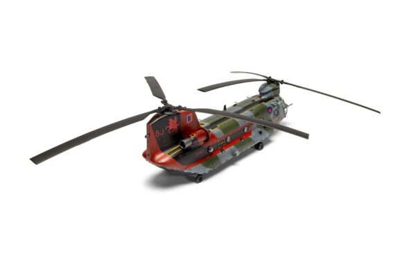 Airfix Boeing Chinook HC.1 Helicopter Late 1/72 Scale A06024