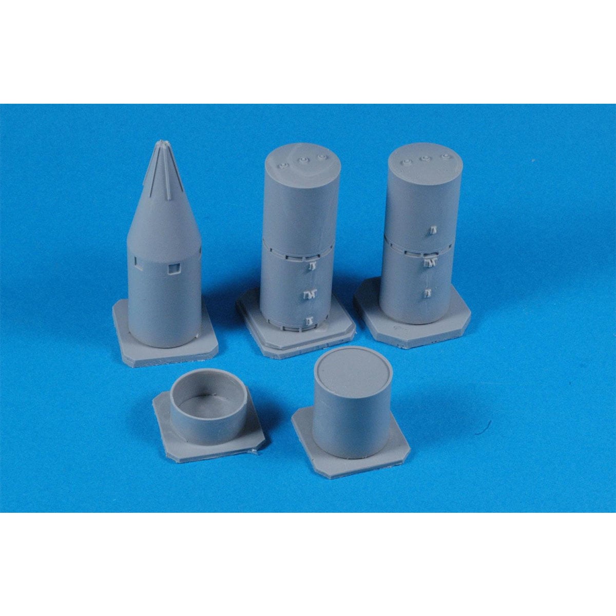 Belcher Bits RAF 8000 and 12000 lb HC Bombs BB10