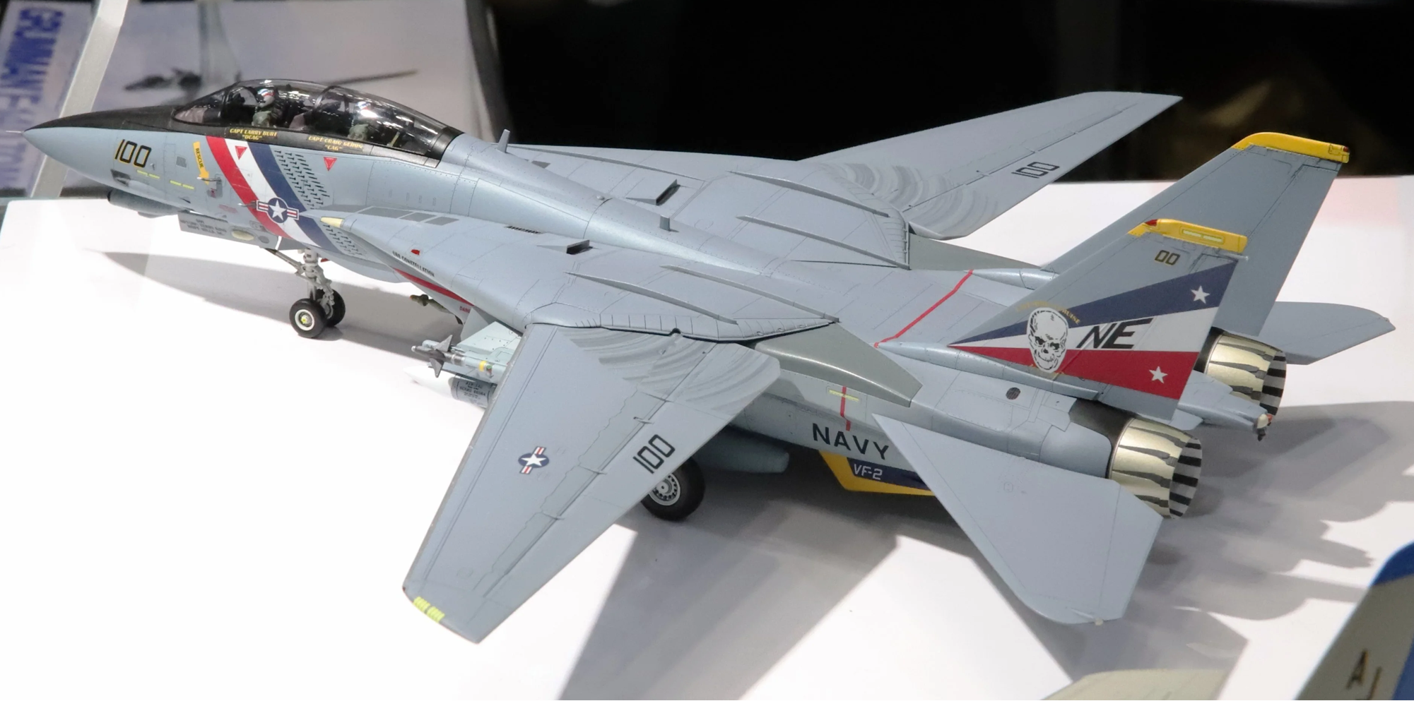 Completed Tamiya Grumman F-14D Tomcat 1-72 Scale 60795