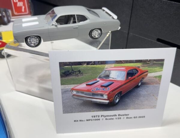 Sneak Peak MPC 1972 Plymouth Duster 1/25 Scale MPC1006