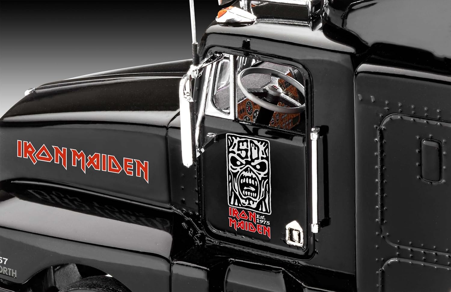 Revell Tour Truck Iron Maiden 50th Anniversary 1/32 Scale 07740