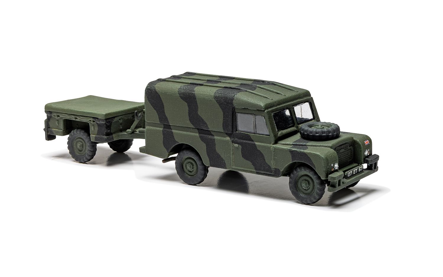 Airfix LWB Land Rover Hard Top and Trailer 1/76 Scale A02324