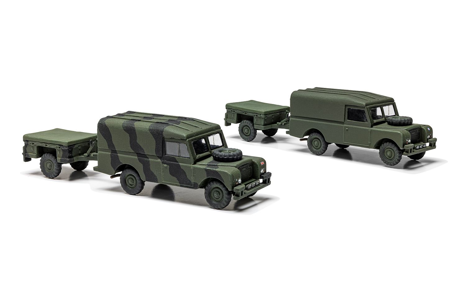 Airfix LWB Land Rover Hard Top and Trailer 1/76 Scale A02324