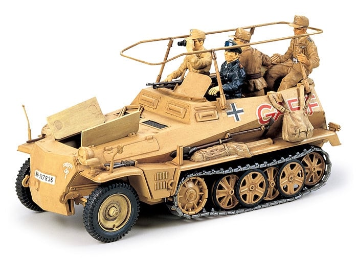 TAMIYA  1/35 NO.242
ドイツ連邦軍主力戦車レオパルト2 A5 Tamiya German SDKFZ.250/3 Greif Half-Track Vehicle 1/35 Scale