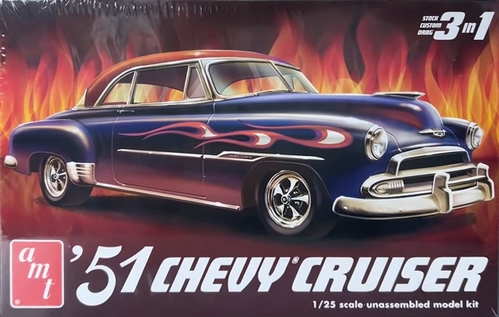 AMT 1951 Chevy Cruiser 3in1 1/25 Scale 1556