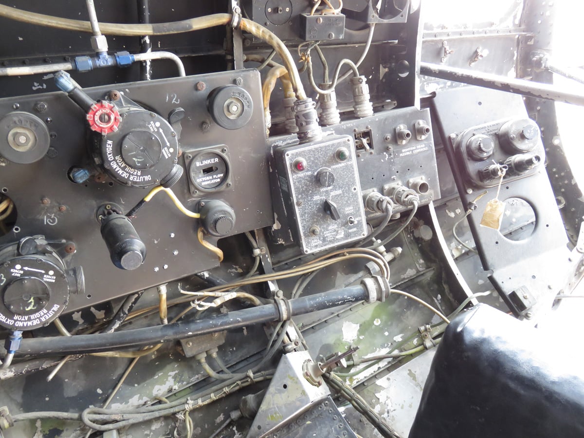 Radio and Oxygen Controls