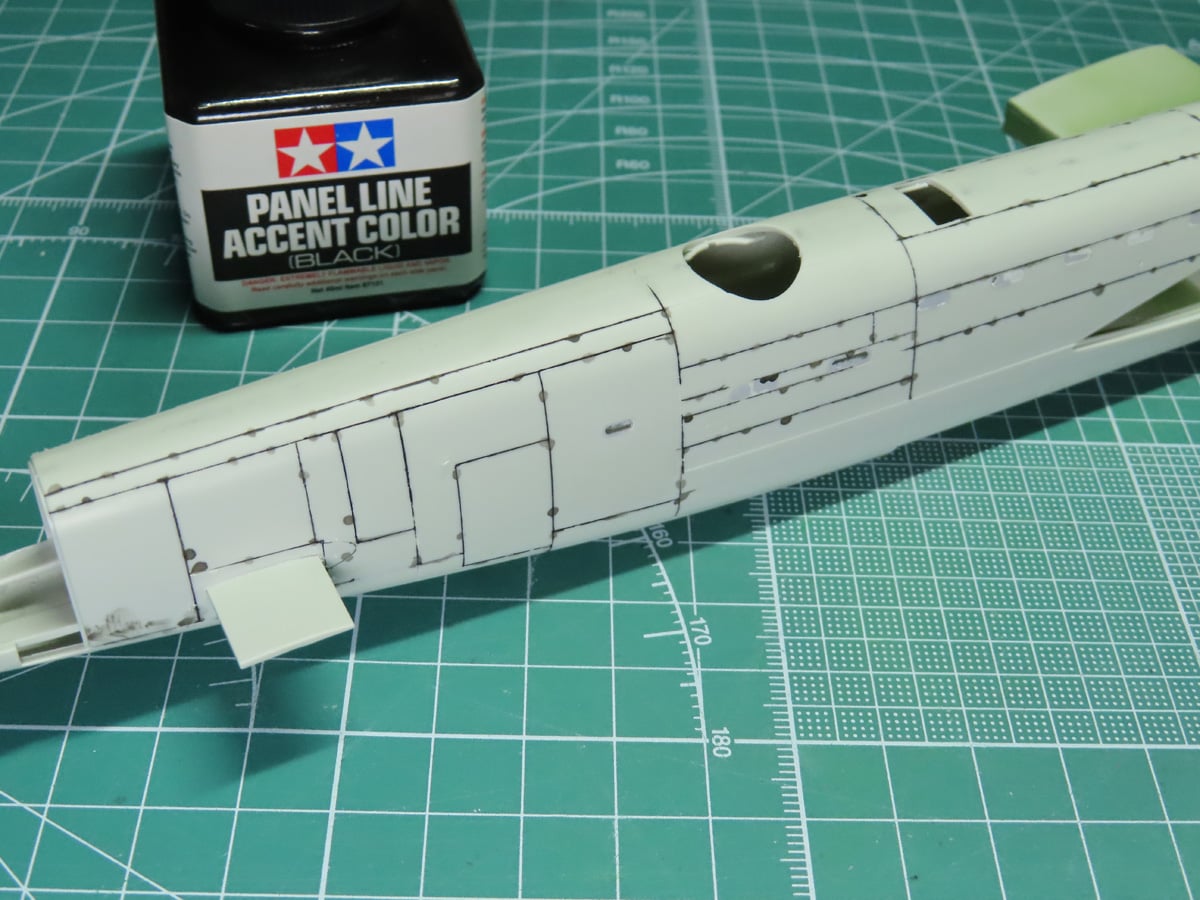 Adding Tamiya Panel Line Accent