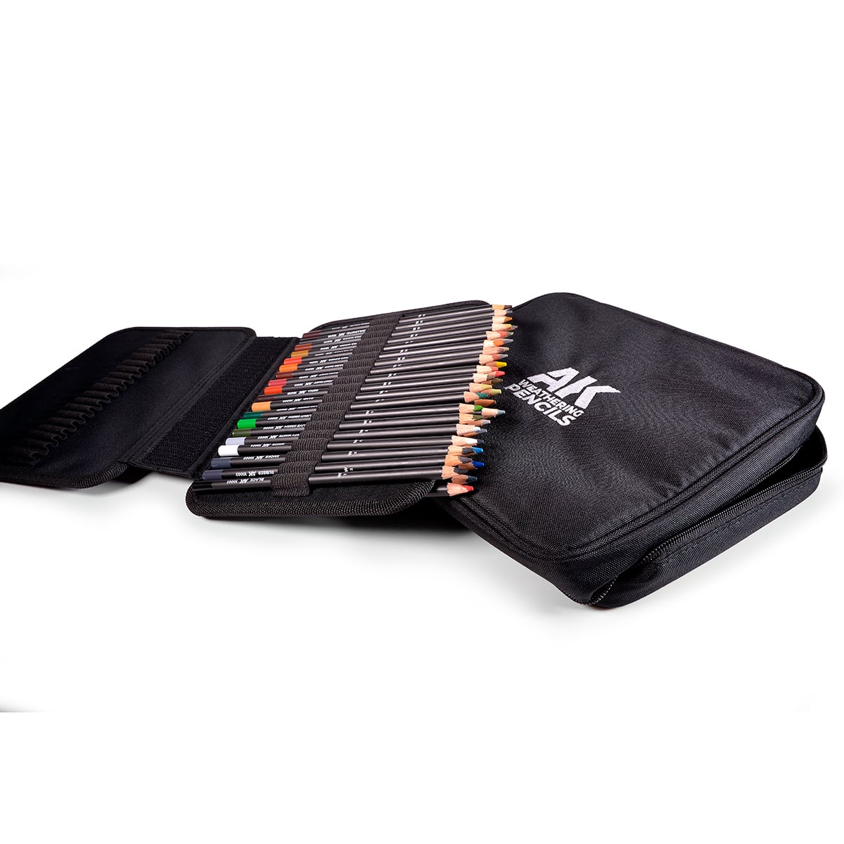 AK Interactive Weathering Pencils Full Range of 37 with Cloth Case AK10050 Details