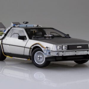 Aoshima Time Machine from Back to the Future Part I with Marty Mcfly Figure 1/24 Scale 20594
