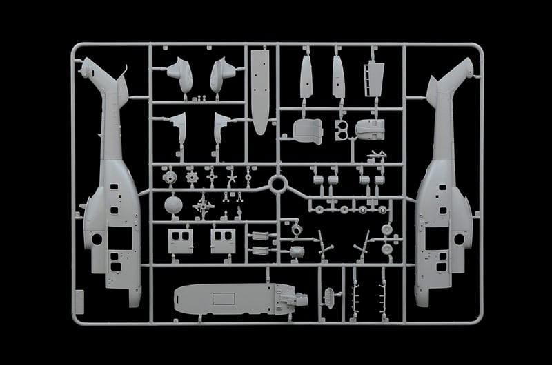 Italeri AS332 Super Puma Helicopter 1/72 Scale 91096 1096