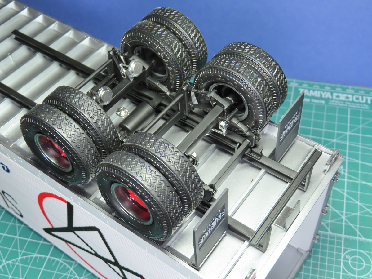 Gluing Chassis to Trailer