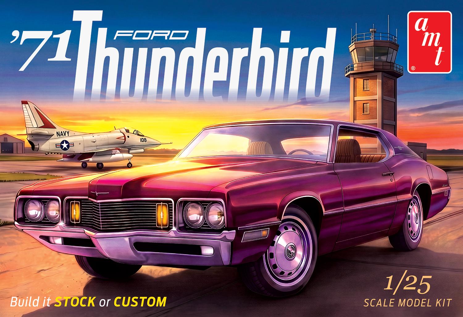 AMT 1971 Ford Thunderbird 1/25 Scale 1626